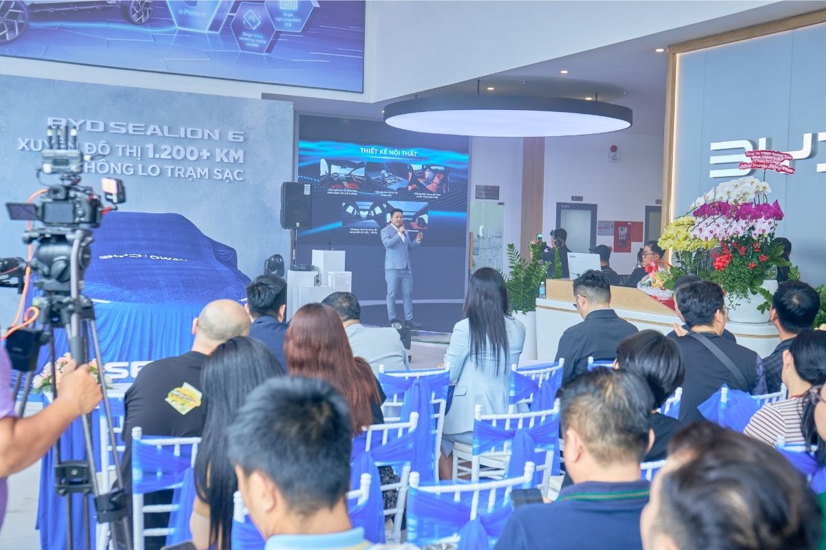 Tổ Chức Sự Kiện Khai Trương Trọn Gói BYD Oway Biên Hòa – Giải Pháp Toàn Diện Từ Ý Tưởng Đến Triển Khai 24 khai trương trọn gói byd oway biên hòa